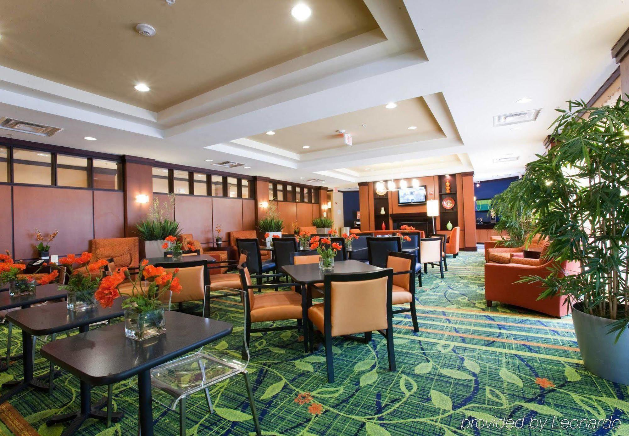 Fairfield Inn & Suites By Marriott Houston Conroe Restaurace fotografie